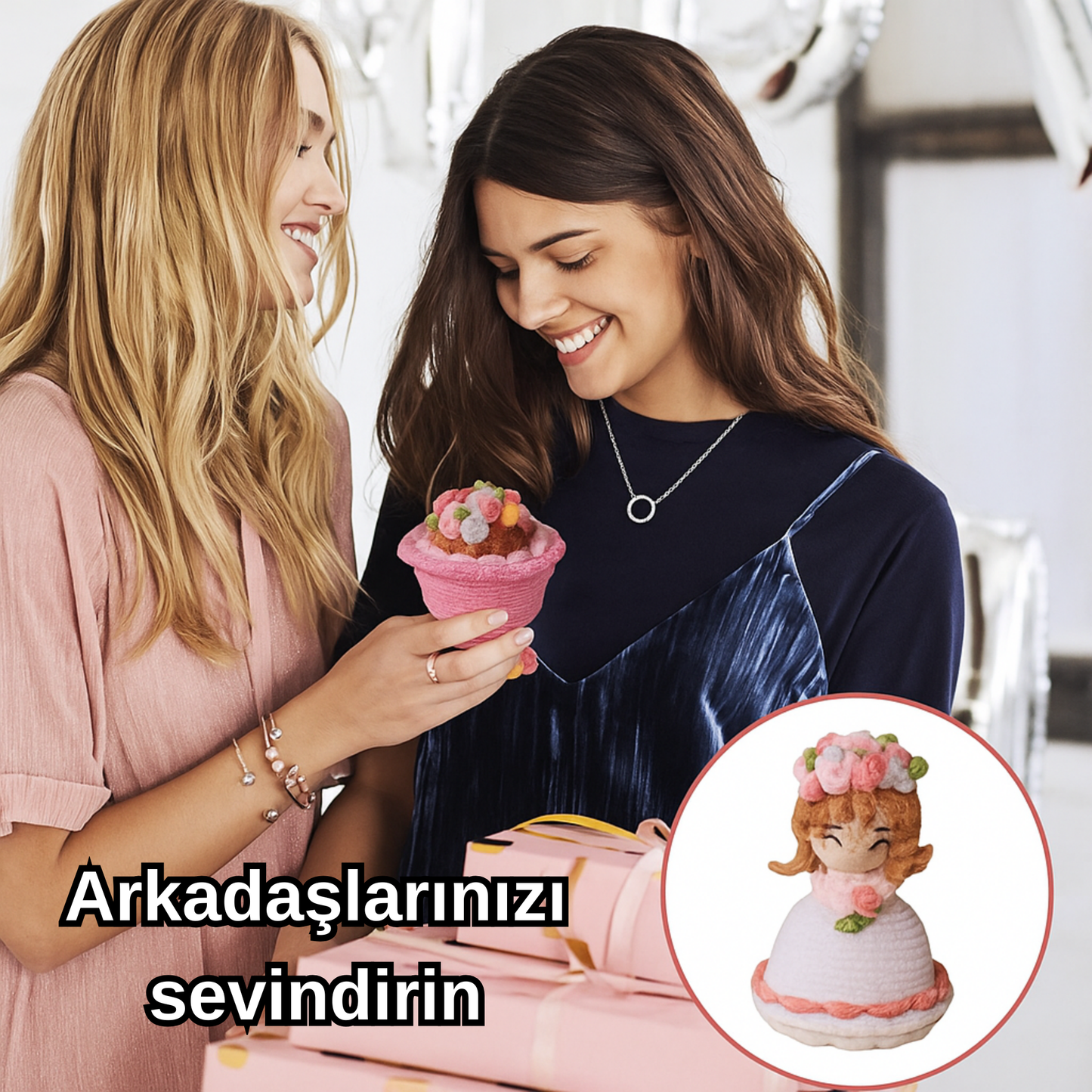 Çiçekli Örgü Bebeği